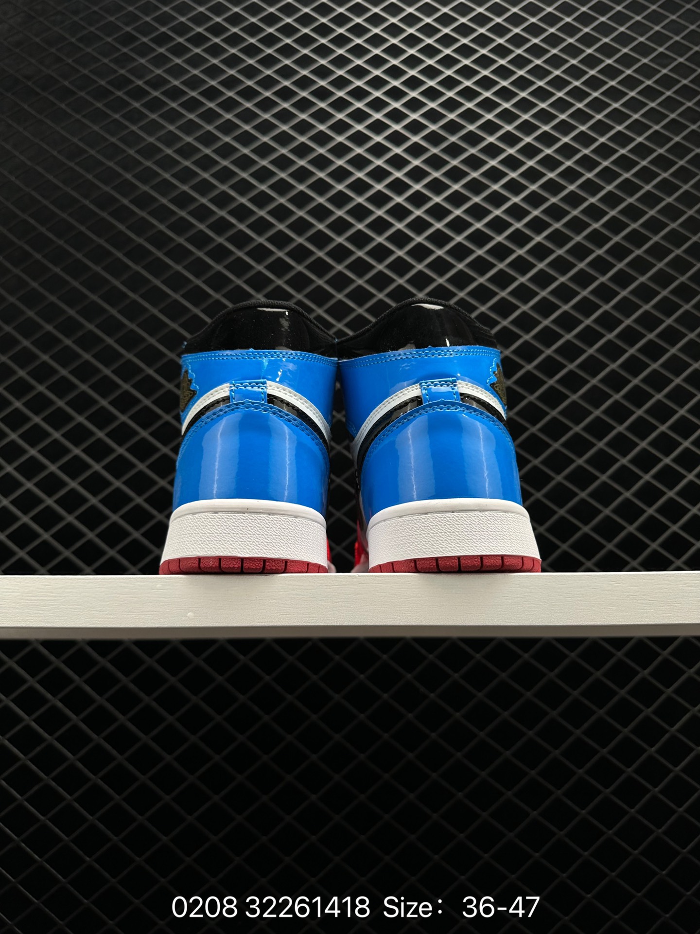 Nike Air Jordan 1 Retro Mid OG 